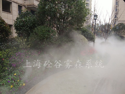 小区人造雾